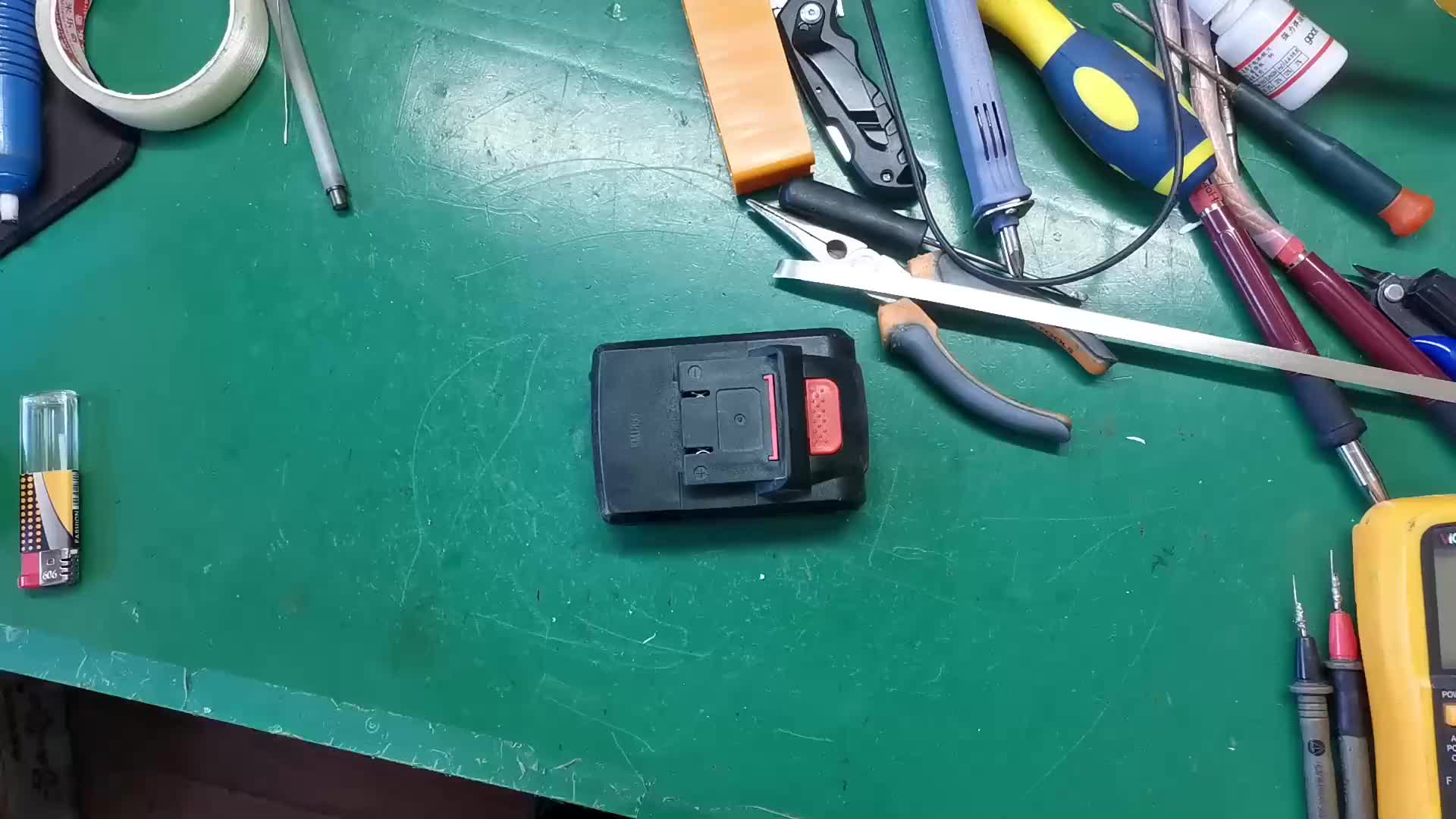 #硬聲創作季 21伏充電鉆電池維修！大家認識這個電池嗎？是什么款式的呢？ #轉自網絡侵刪！ 