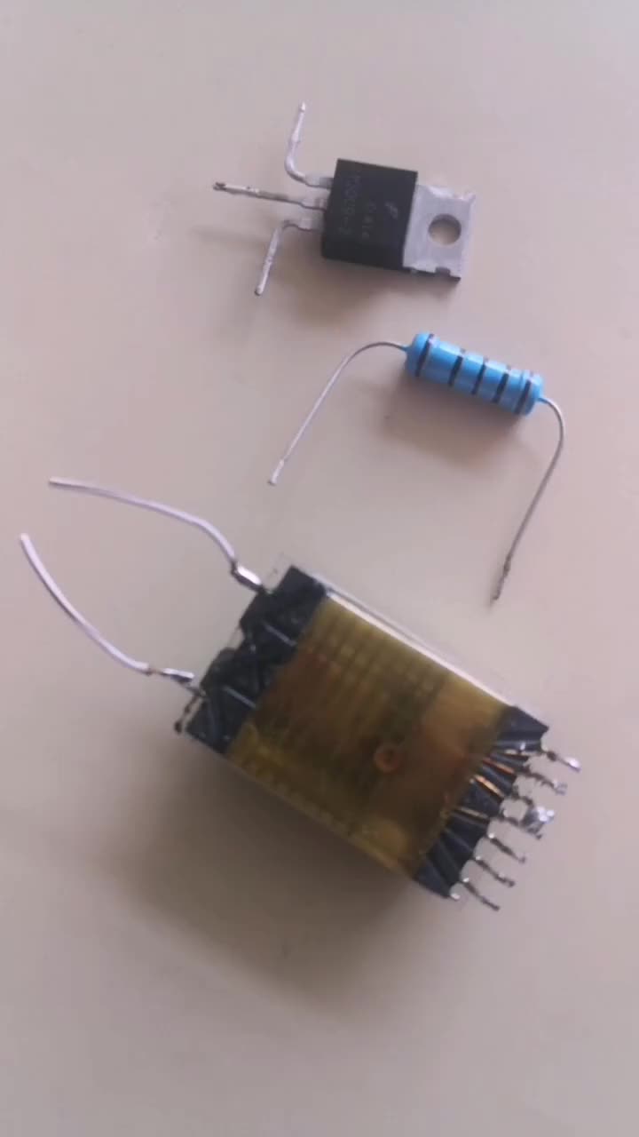 #硬聲創作季  #電子DIY 自制簡易電子打火機。