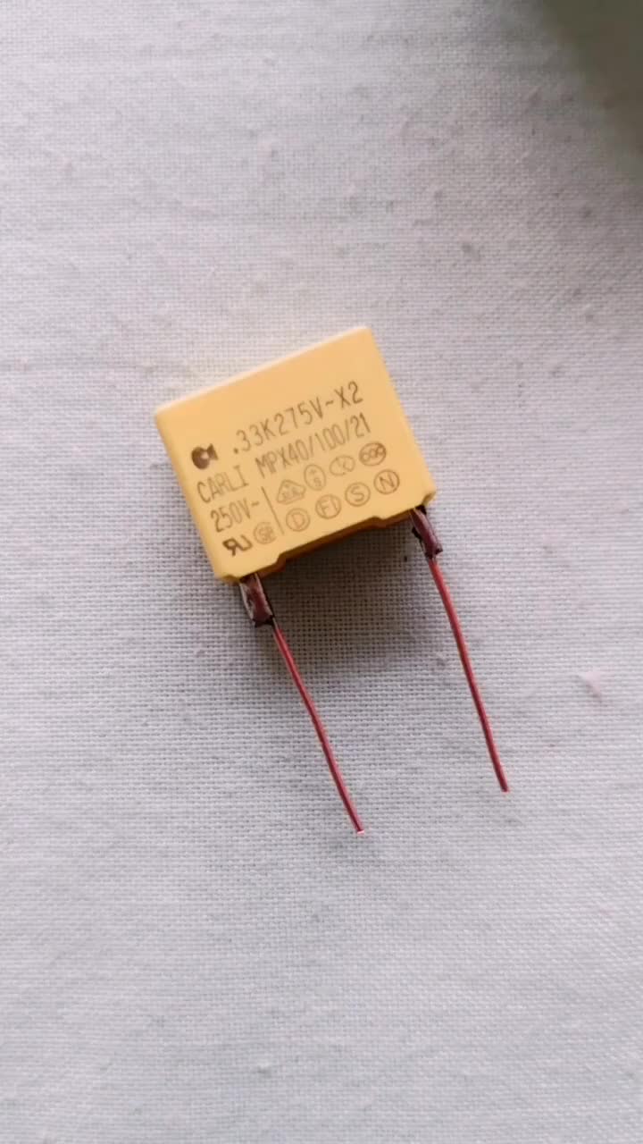 #硬聲創(chuàng)作季  #電子DIY 這個(gè)電容能接在220電源上嗎？
