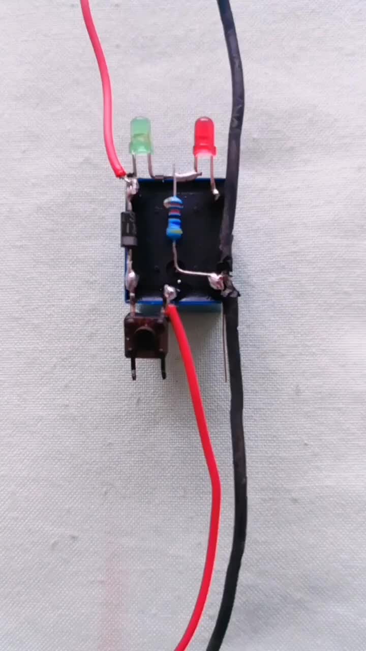 #硬聲創作季  #電子DIY 負載短路保護器。