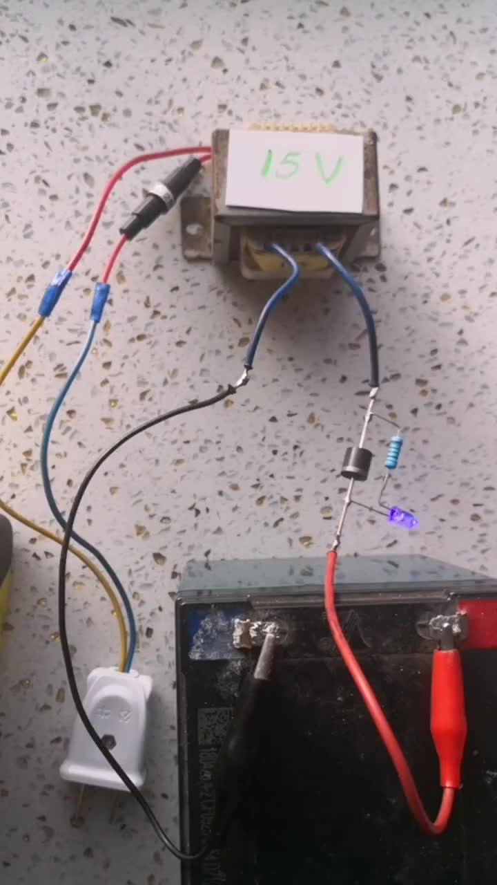 #硬聲創(chuàng)作季  #電子DIY 帶有指示的充電器制作。