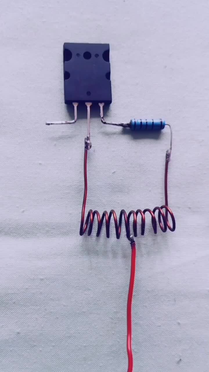 #硬聲創(chuàng)作季  #電子DIY 多用震蕩電路制作。