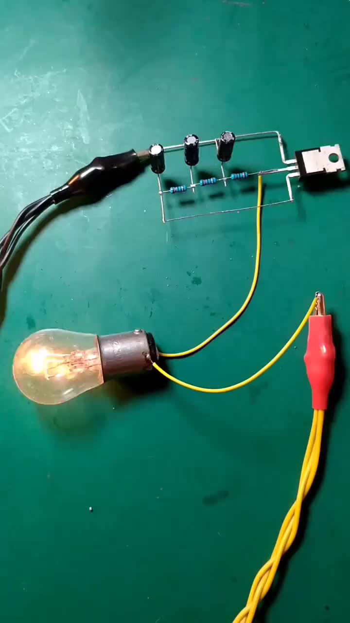 #硬聲創作季  #電子DIY 12v呼吸閃爍燈電路