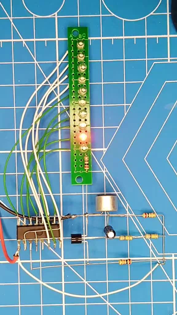 #硬声创作季  #电子DIY 制作了一个声控led流水灯
