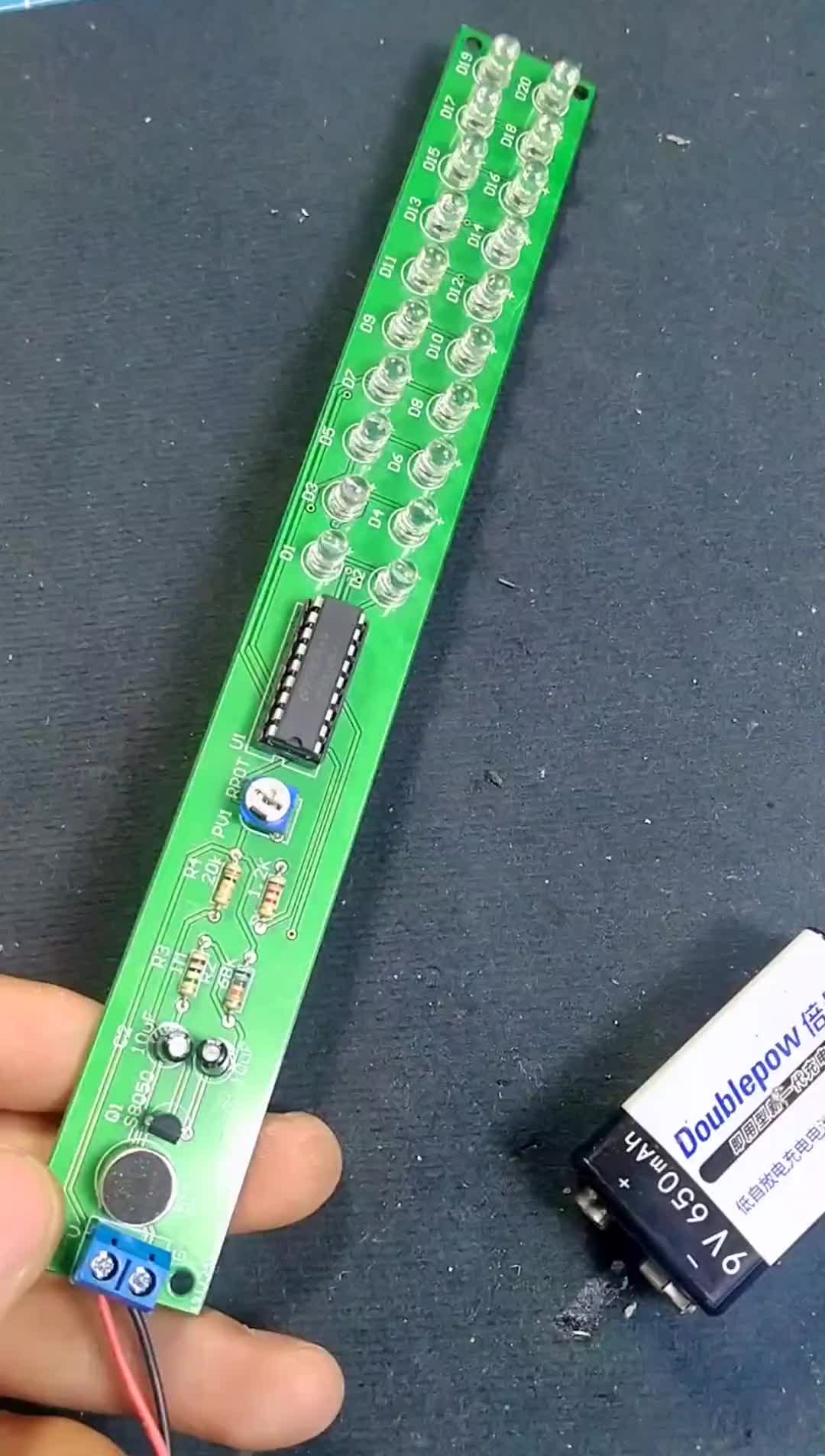 #硬聲創(chuàng)作季  #電子DIY 阿頭又制作了一個聲控節(jié)奏燈