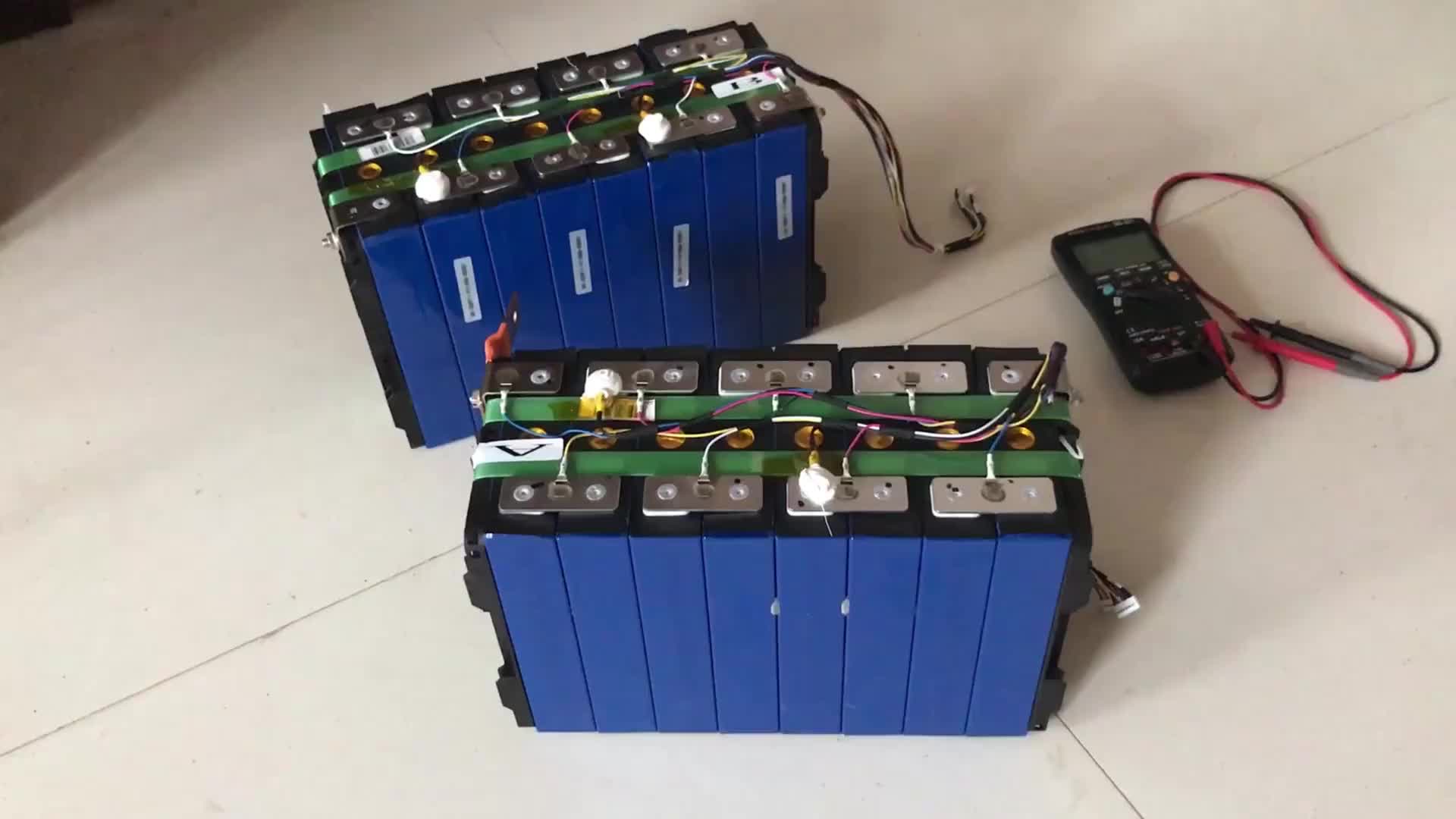 花500元入手一组48V100Ah的铁锂电池组，能存将近5度电，值得吗？#硬声创作季 