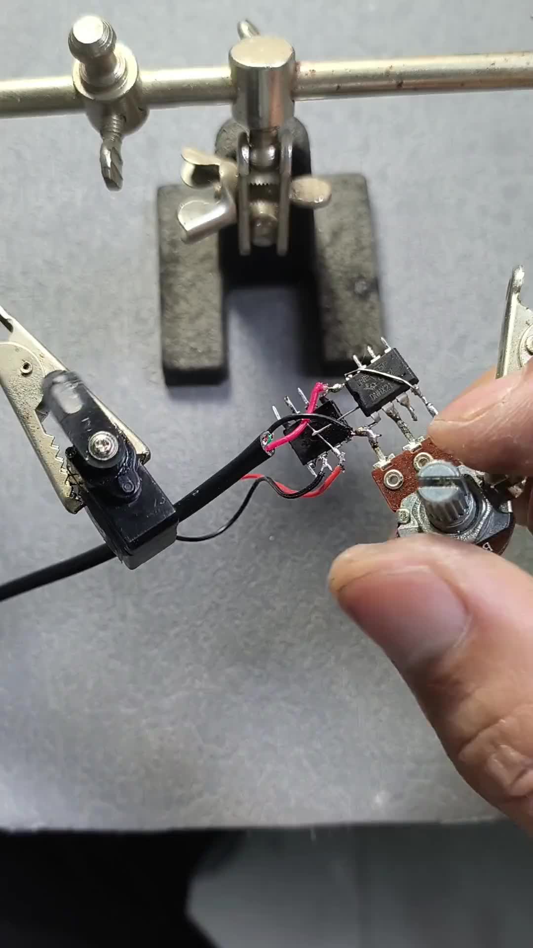 #硬聲創作季  #電子DIY  制作了一個