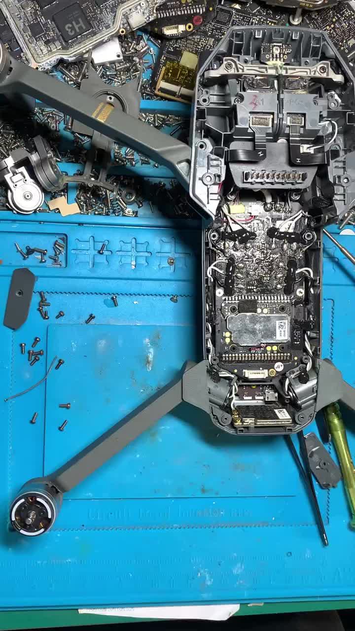#硬聲創作季 #大疆 #大疆無人機航拍 #大疆無人機 發個庫存