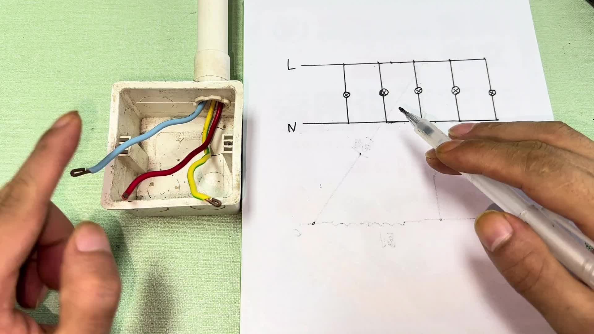 一條線路5個(gè)燈，漏電跳閘了，如何找出漏電位置？教你個(gè)好方法#電路原理 