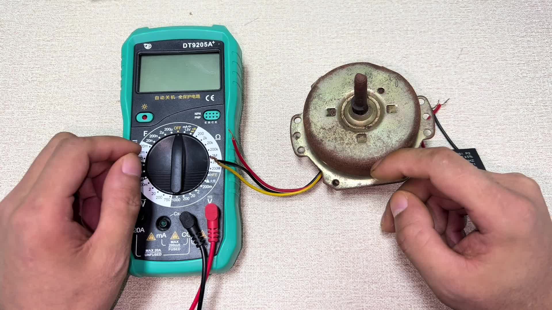 才發(fā)現(xiàn)，用萬用表一測，就知道電容接在哪，接電機真是太好用了#電路原理 