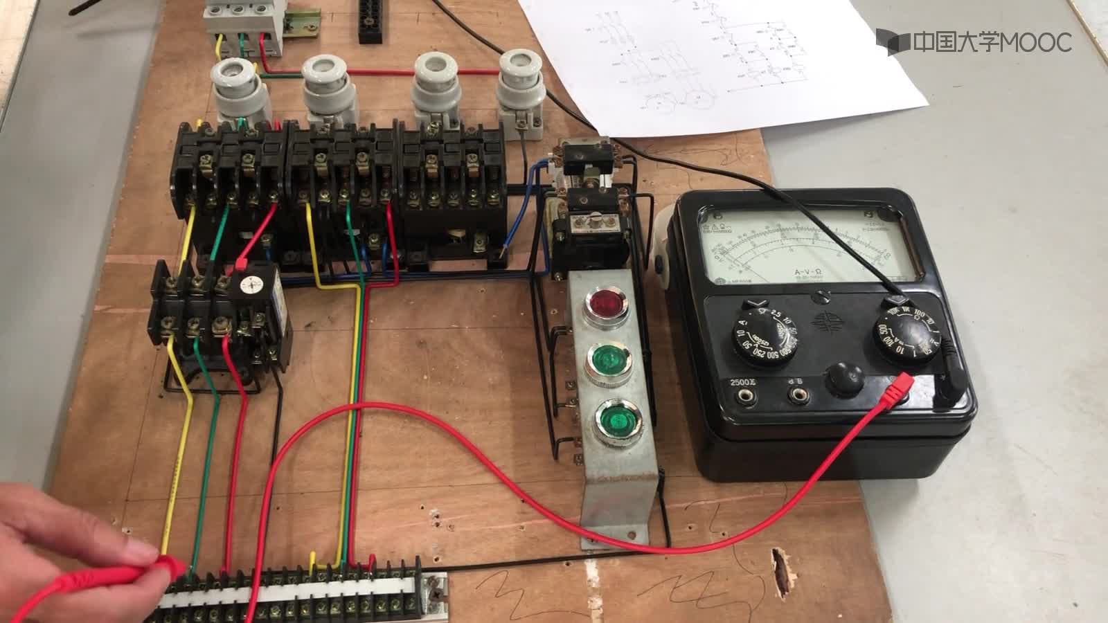任務(wù)三 兩臺三相交流異步電動機順序啟停控制電路萬用表檢查(2)#硬聲創(chuàng)作季 