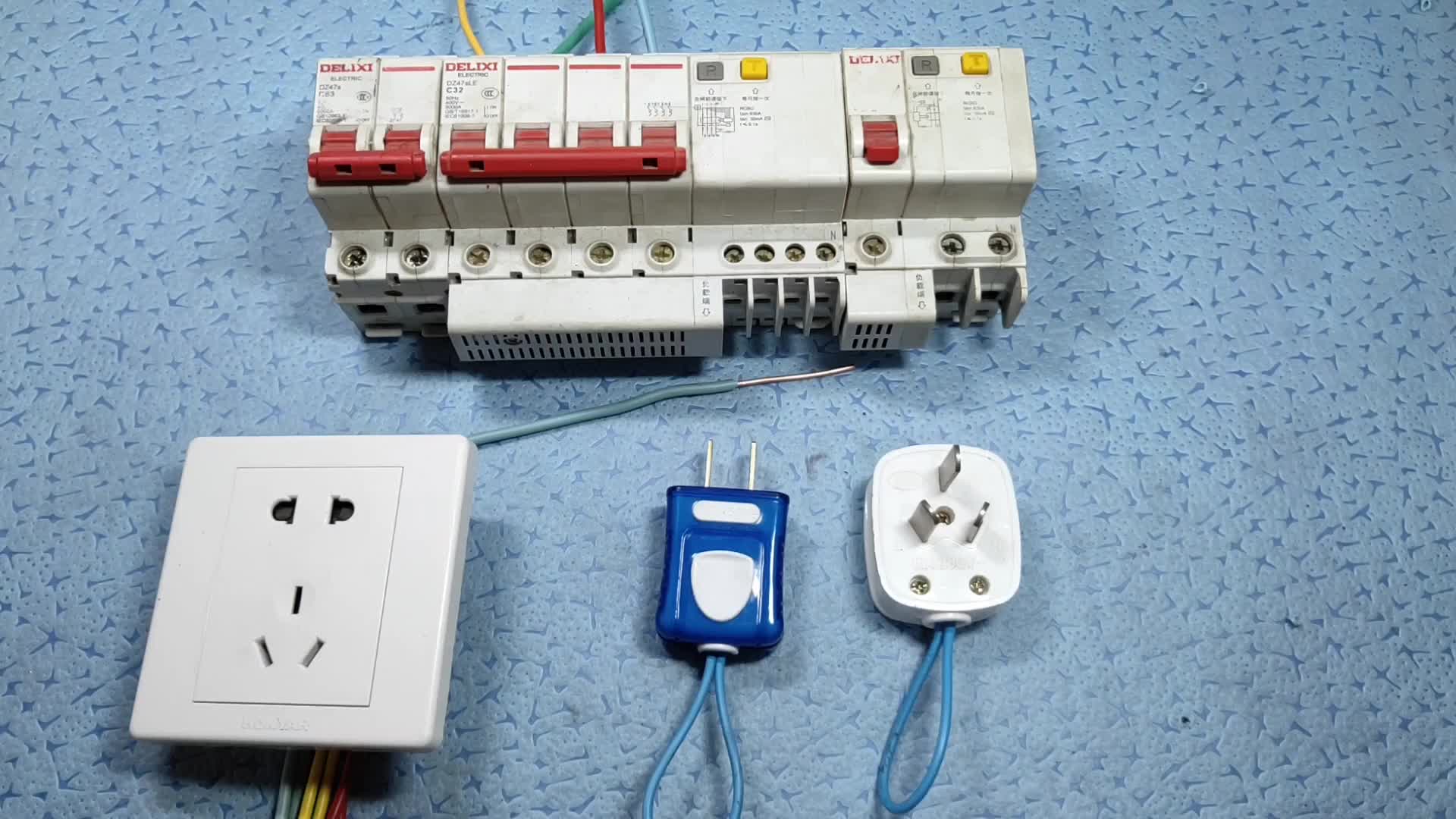 電工出門維修，都會帶一個三角插頭，不問不知道，原來作用這么大#電路原理 