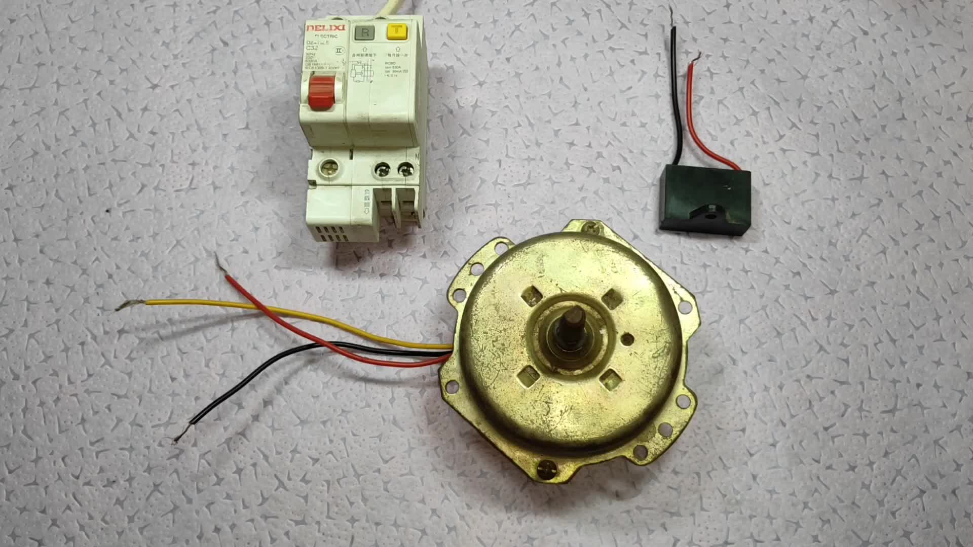 干了電工2、3年，單相電機(jī)都不會(huì)接，還妄稱師傅，趕緊科普下吧#電路原理 