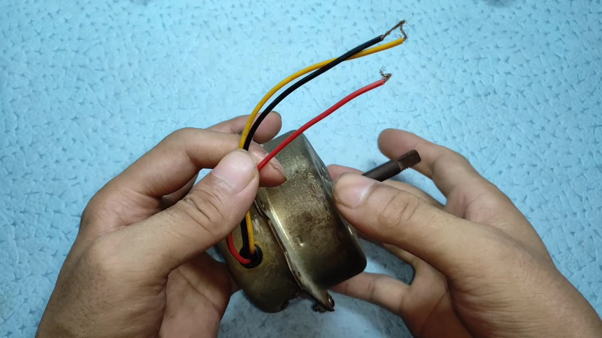 連3線電機都不會接，還怎么干電工，從原理入手，輕松接線不用愁