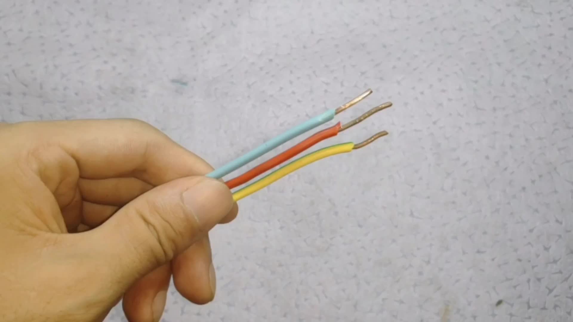為什么老電工不允許先接火線？太不安全了，簡直拿生命開玩笑