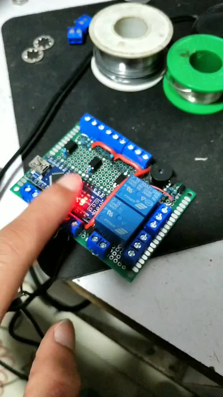 #硬聲創(chuàng)作季   32 第一次見這樣焊測試電路的