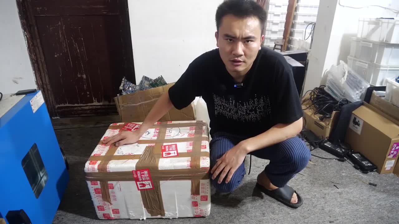 某大佬有500臺筆記本要修，先發(fā)8臺試一下我的實力#硬聲創(chuàng)作季 