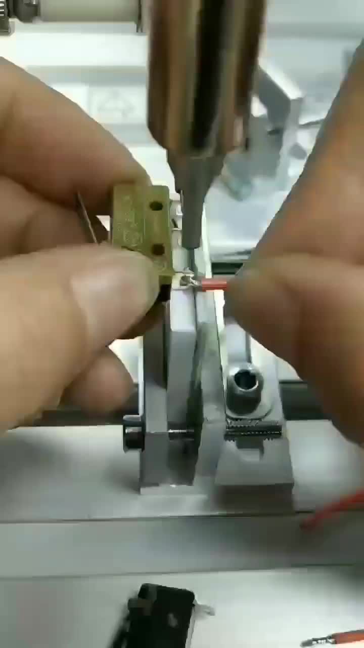 #硬聲創(chuàng)作季   大粗頭接口焊錫