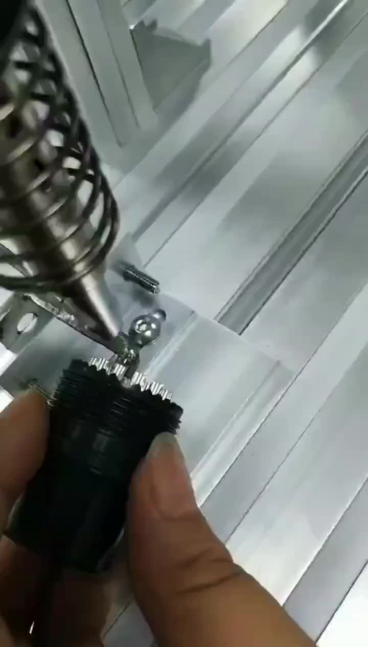 #硬聲創(chuàng)作季   高效 半自動焊錫機