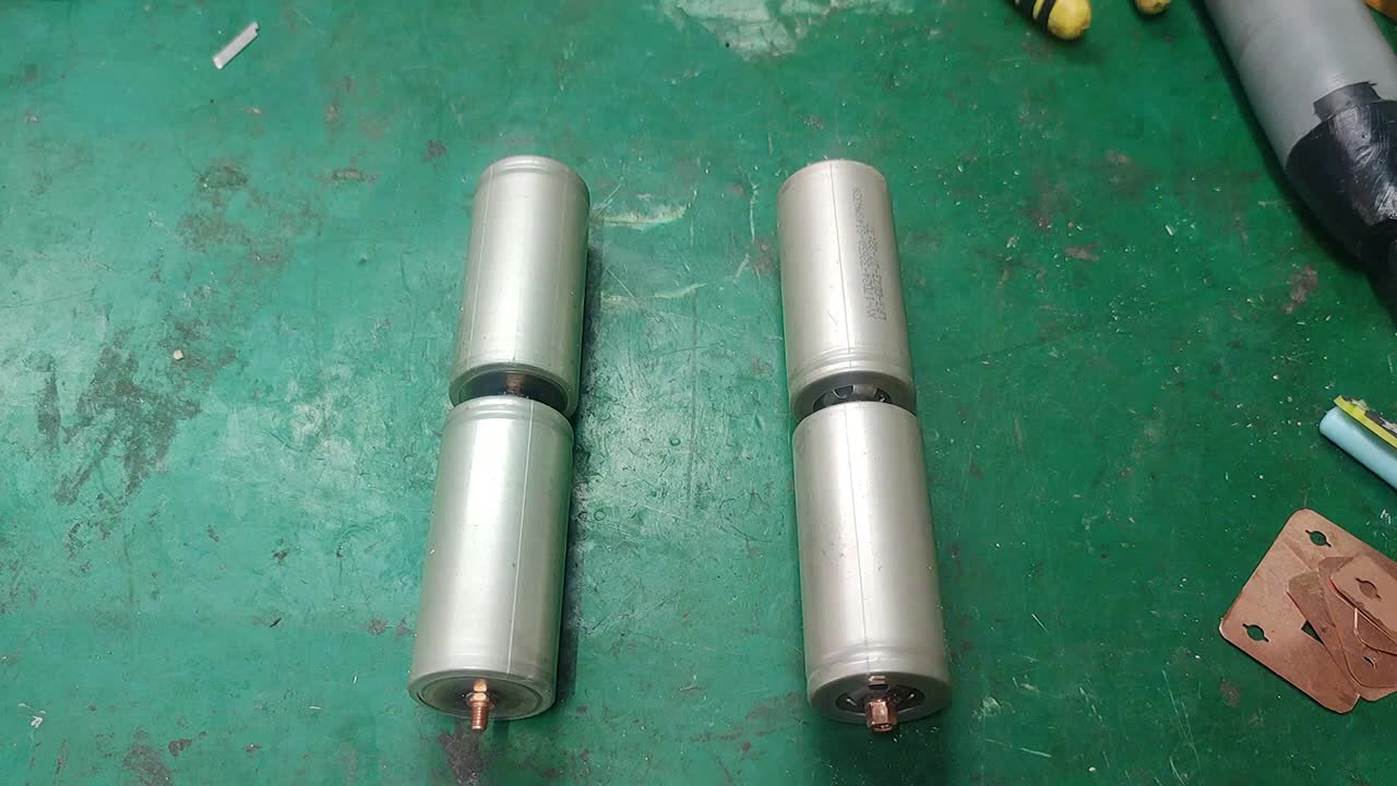 用4節(jié)32650磷酸鐵鋰電芯，制作一個(gè)12V4AH鋰電池#硬聲創(chuàng)作季 