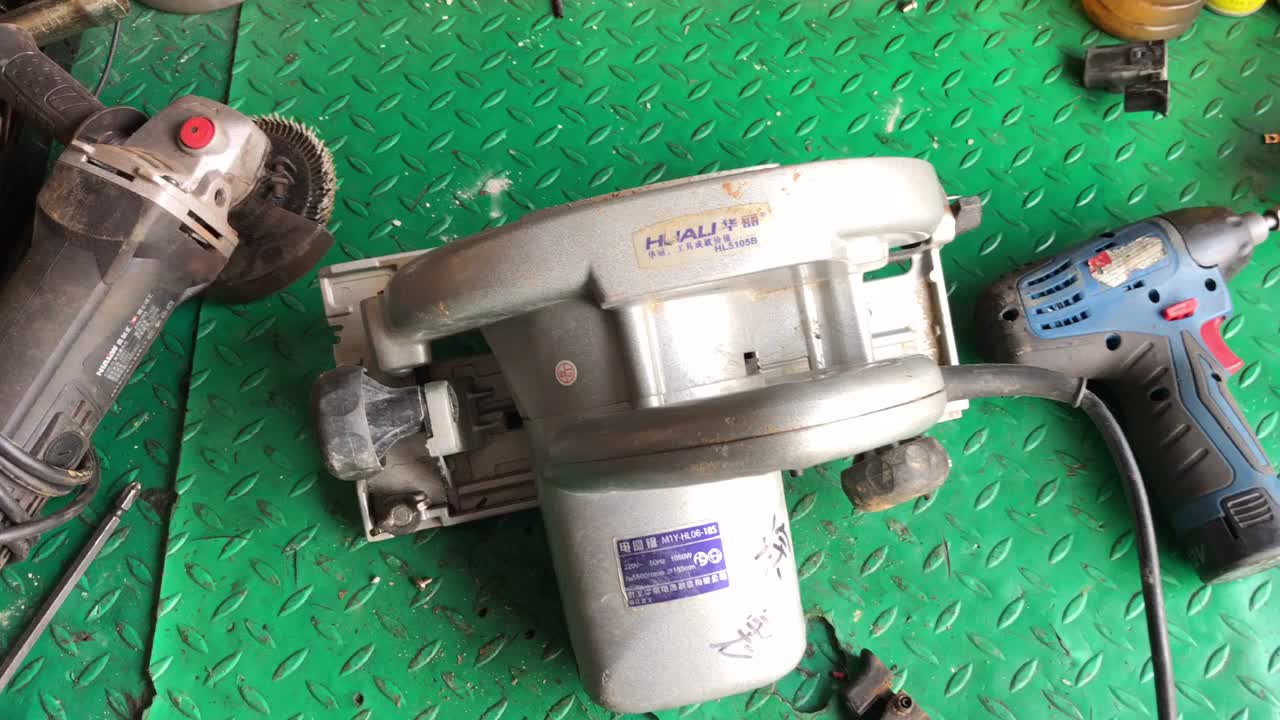 這么危險的電動工具為什么還是有很多人不怕死，不按規(guī)范操作呢？#硬聲創(chuàng)作季 