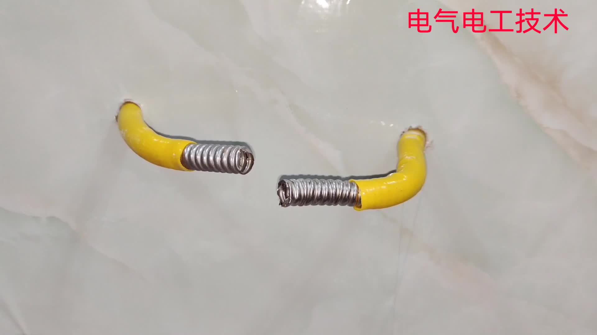 沒有螺紋，2根不銹鋼金屬管怎么接一起？教你個好方法，簡單實用