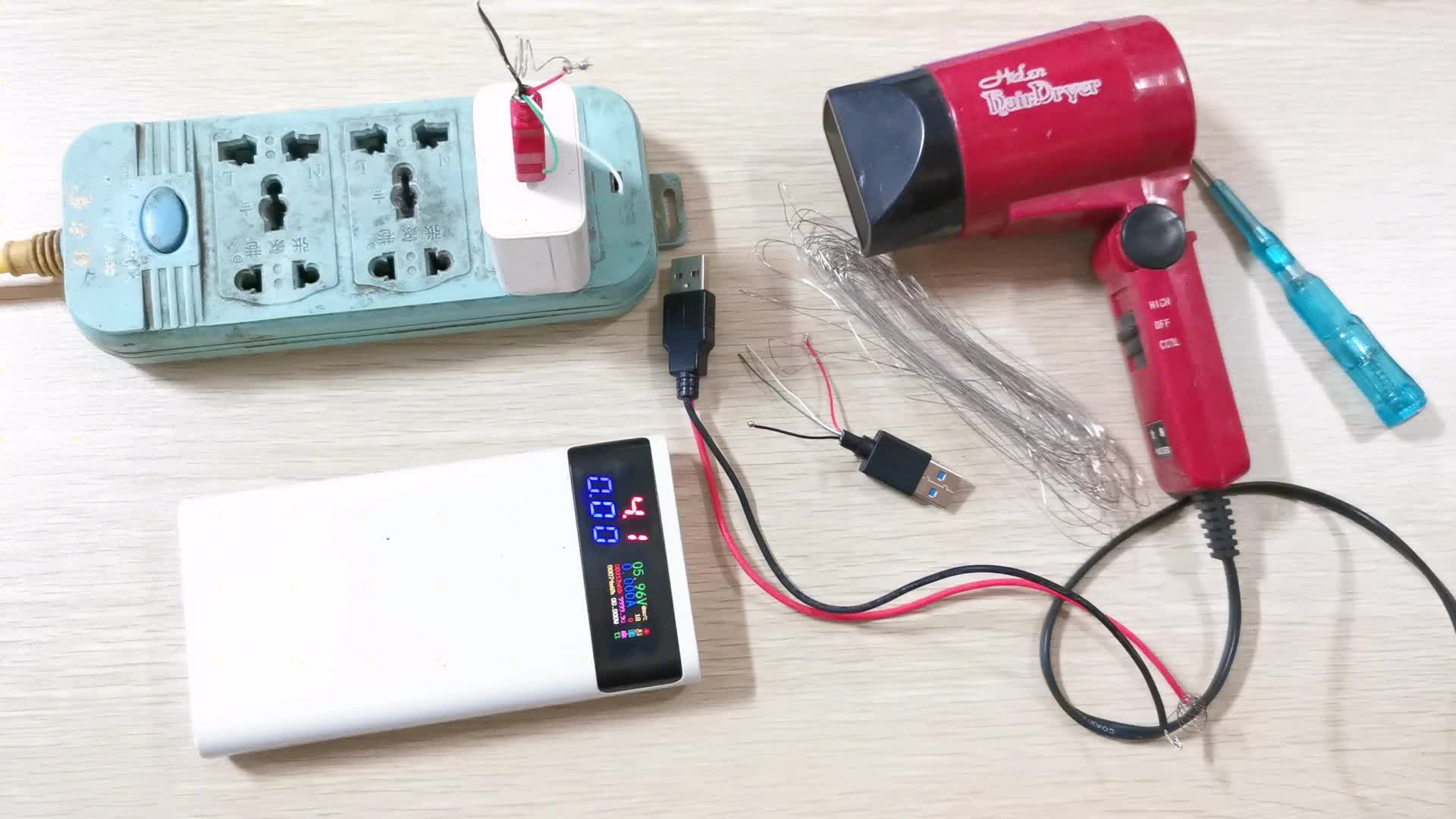 吹風筒壞了先別扔，抽出電阻絲有大作用，手把手教你改造成點火器