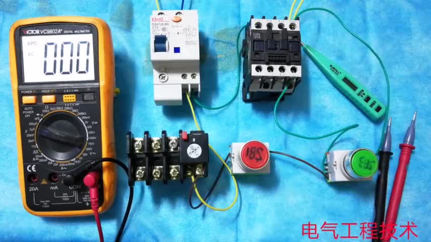 帶電情況下如果一個電工還能快速排查電路故障，那才是真正的高手
