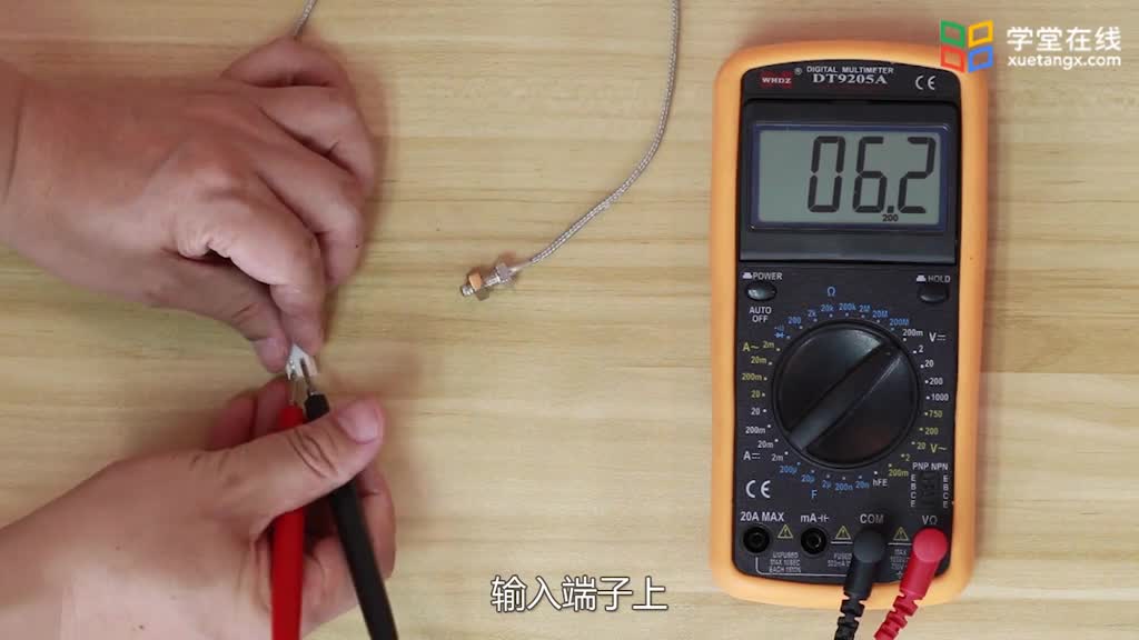 傳感器知識：[1.4.1]--操作微課視頻(2)#傳感器技術 