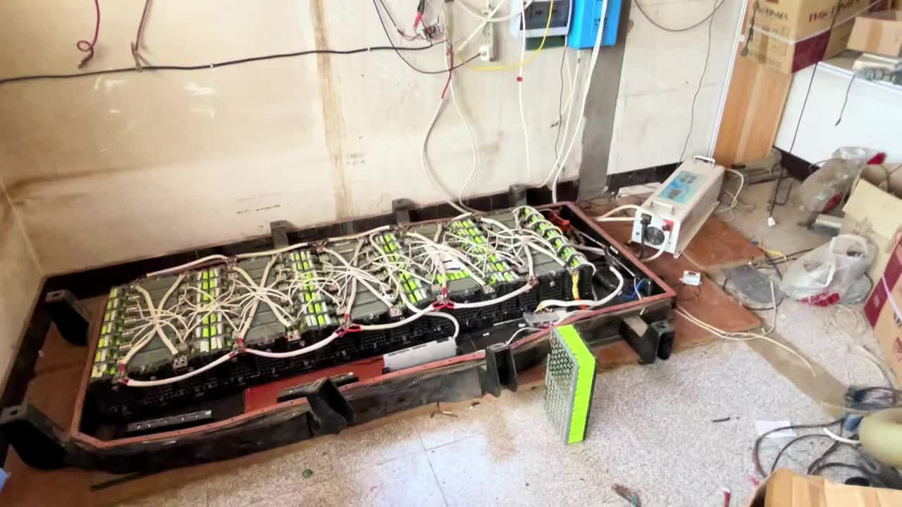 三元18650電池組成的超大電源，是不是一輩子不用交電費(fèi)呢？#硬聲創(chuàng)作季 