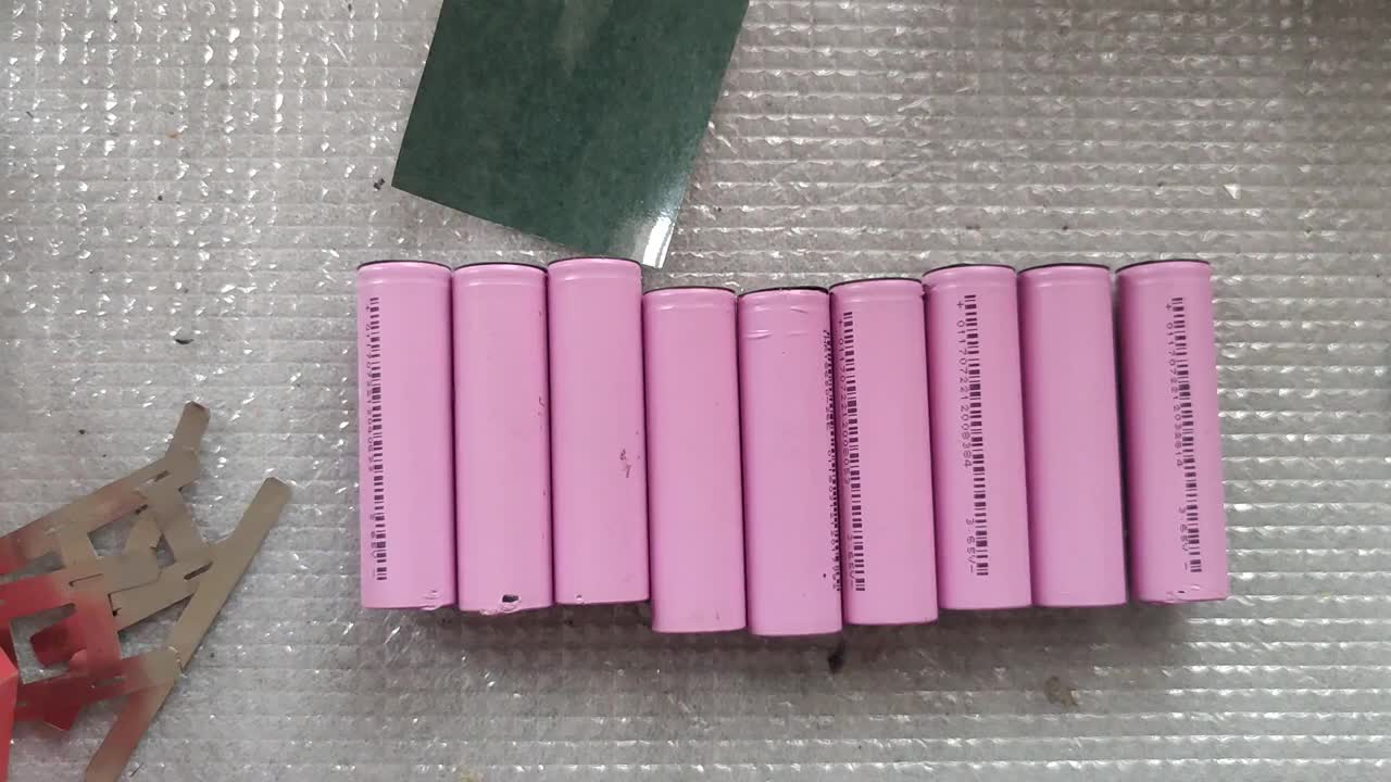 怎樣用9節(jié)18650組裝一個(gè)12伏電源，新手看了都能會(huì)#硬聲創(chuàng)作季 
