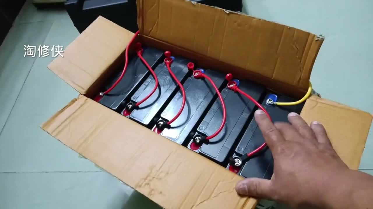 60v電動車電池加裝手機充電裝置，正負極如果接反了，會燒掉手機嗎，我們測試一下#硬聲創作季 