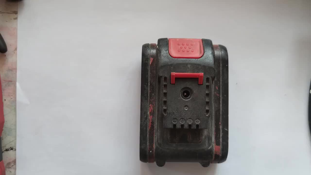手電鉆鋰電池充電沒反應，原來問題出在保護板上學會自己就能修！#硬聲創作季 