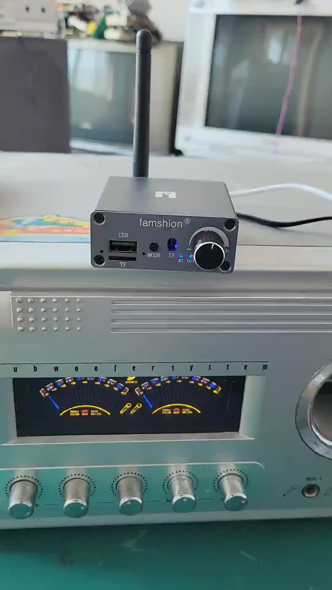 #硬聲創作季   最新款的藍牙音頻播放器，有了它，老舊功放音箱秒變藍牙音響