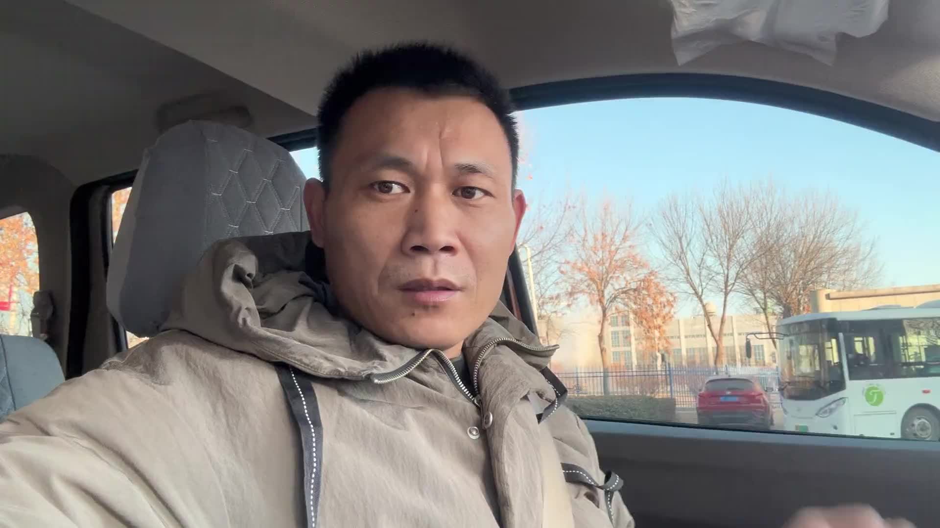 #硬聲創(chuàng)作季   熱水器出熱水少怎么回事？小伙教你一招，3分鐘就能修好