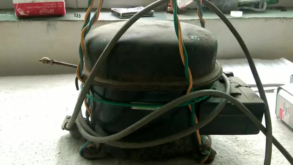#硬声创作季   冰箱压缩机改造的打气泵，能给汽车轮胎打气吗