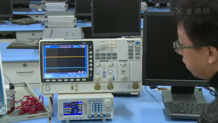 电路：演示视频—示波器和信号源的使用周巍(1)#电路知识 