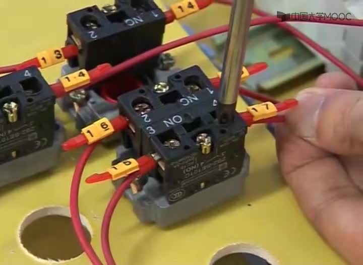 電氣控制：3減壓起動控制之操作電器及電機(jī)的連接(2)#電氣控制 
