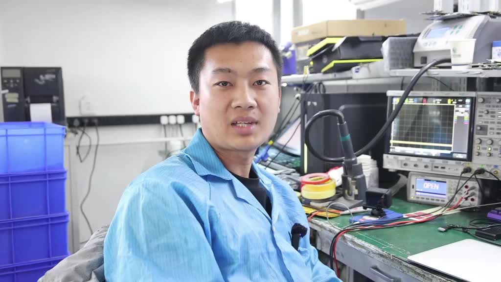 又是發財小電容，這不是白撿錢嘛！蘋果筆記本短路不開機，拿捏！ #筆記本維修 #芯片級維修 #萬#硬聲創作季 