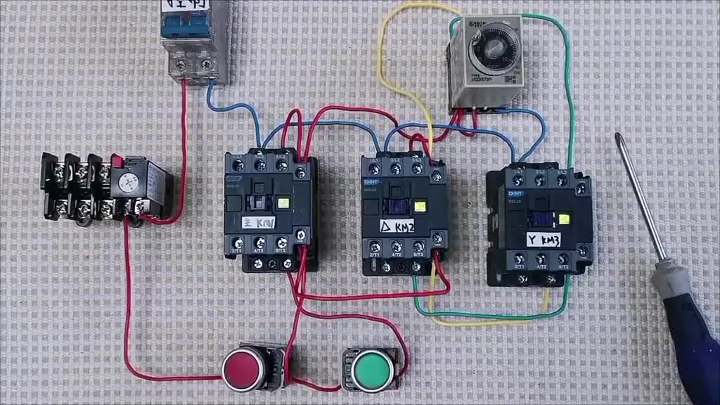星三角降壓啟動自動控制線路接線方法#零基礎學電工 #電氣控制 #星三角啟動#硬聲創作季 