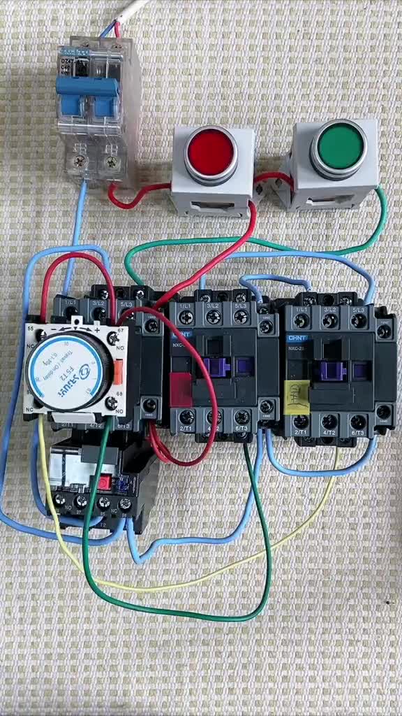 #零基礎學電工 #星三角啟動 #電工知識 空氣延時觸頭控制星三角降壓啟動控制線路接線方法#硬聲創作季 