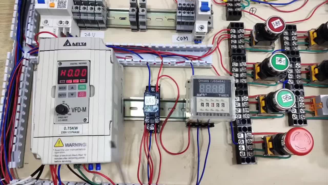 定時器如何控制變頻器定時運行？臺達VFD-M變頻器基礎應用 #變頻器應用學習 #定時器計數器#硬聲創作季 