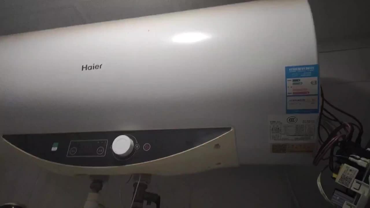 教你快速維修電熱水器不加熱故障，換掉這個小配件，就能修好#硬聲創作季 