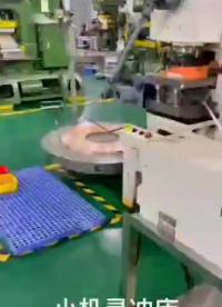 所謂的性價比就是比細節，比工藝，比性能，比服務，比售后，而不是簡單的一句他比你便宜…