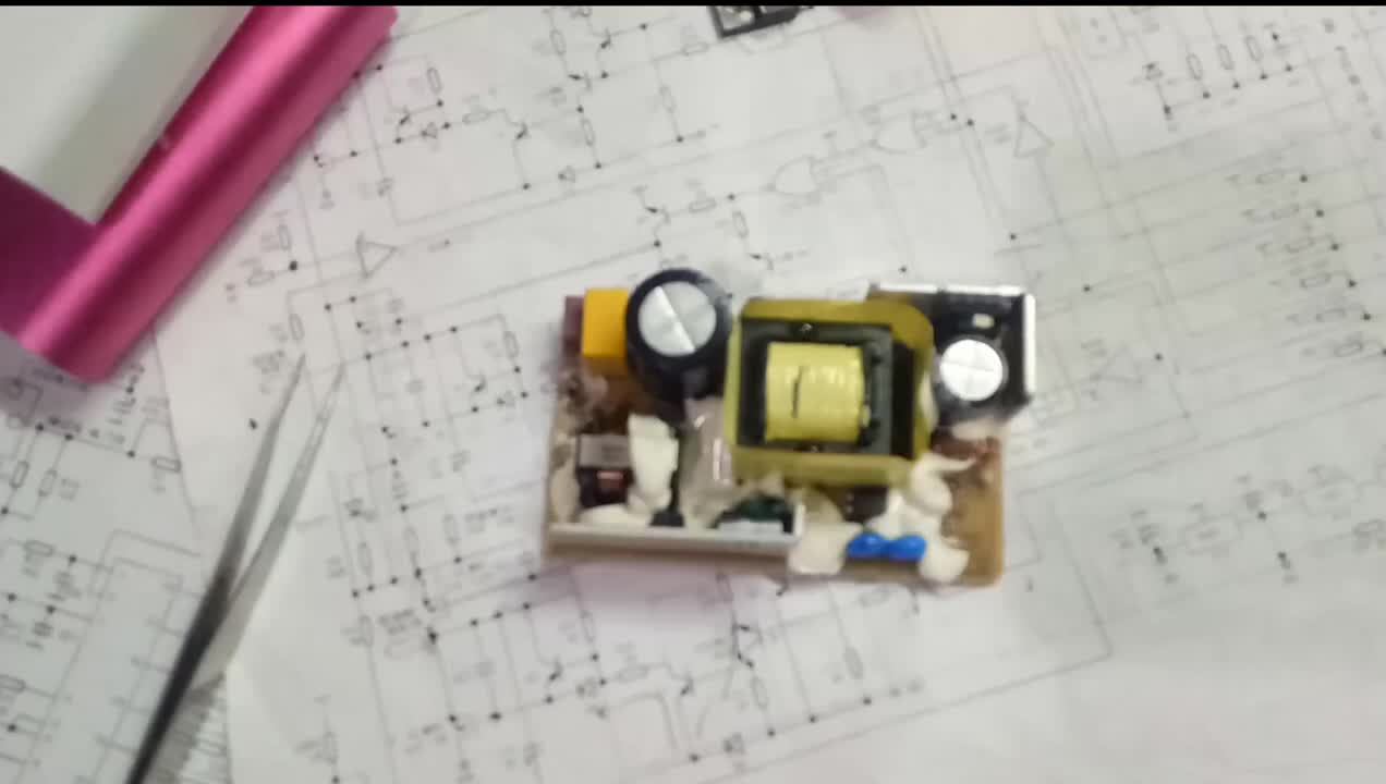 110V鋰電充簡單改裝后能用于國內(nèi)電網(wǎng)？一般人猜不到的方法#硬聲創(chuàng)作季 