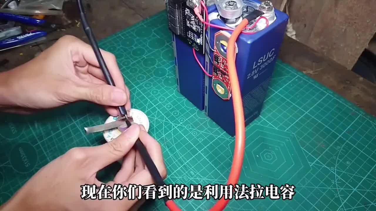 用兩個3000F的超級電容，制作一個鋰電池點(diǎn)焊機(jī)，效果比買的還好