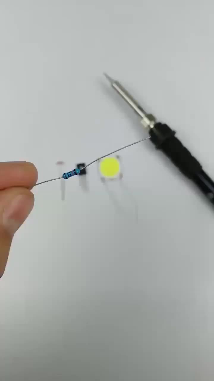四個元件制作的光控?zé)?硬聲創(chuàng)作季 