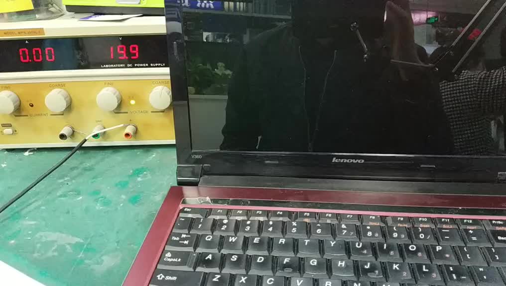 聯(lián)想v360不通電，主板短路大電流以為撿個便宜，拆機(jī)一看差點(diǎn)翻車#硬聲創(chuàng)作季 