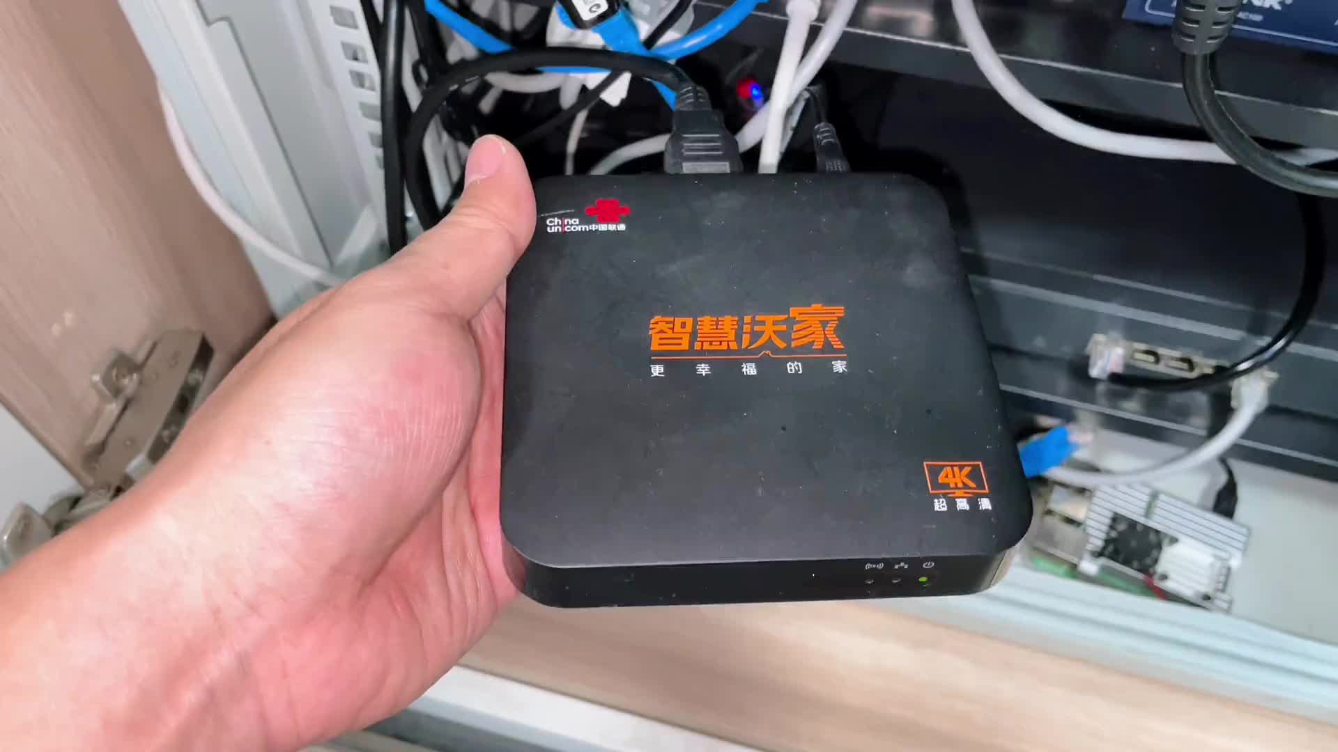 00011 vlan id設(shè)置完后就該設(shè)置路由器了，影音服務(wù)器終于是完全體！ #電腦 #網(wǎng)絡(luò) #iptv 