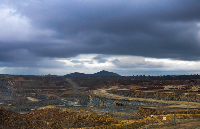 煤礦安全防范，DTU為采礦過程提供實時數據支持